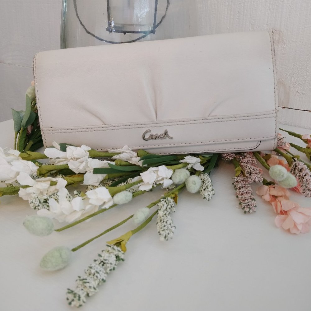 Coach Ivory Leather Tri-Fold Wallet Coach